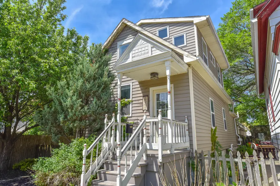 2543 N Gordon Pl, Milwaukee, WI 53212 - #2