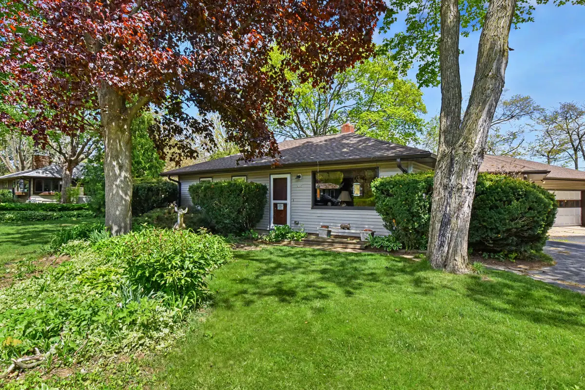 6968 S 118th St, Franklin, WI 53132 - #1