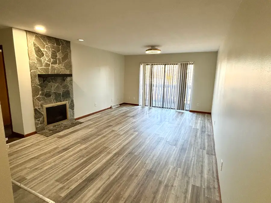 6011 W Port Ave, Milwaukee, WI 53223 - #3