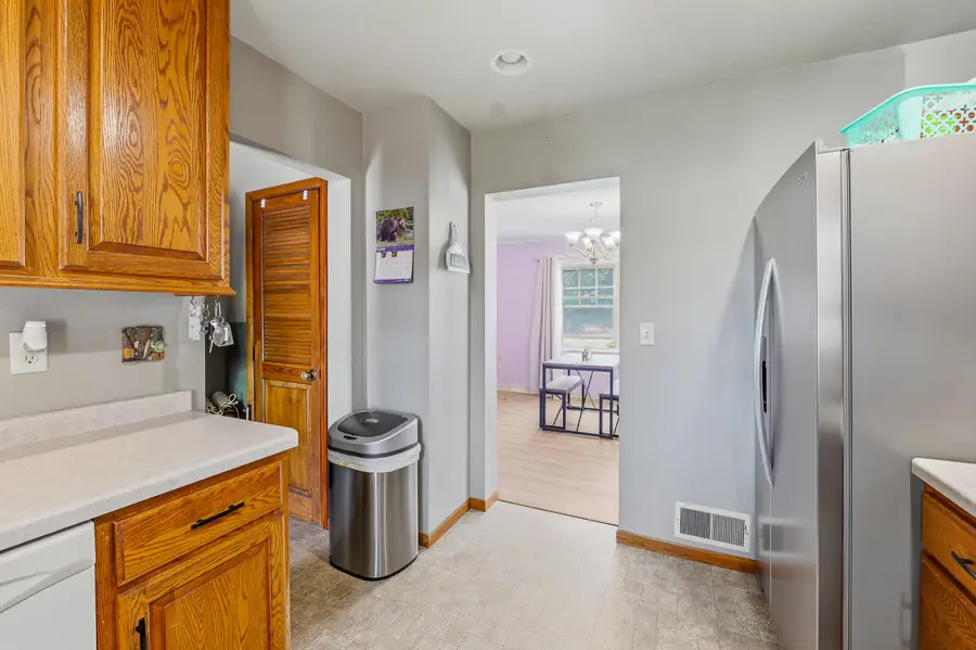 159 E Bank St, Fond Du Lac, WI 54935 - #3