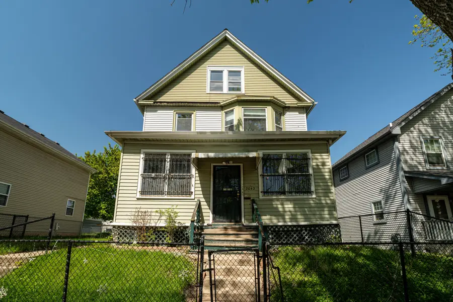 2043 N 28th St, Milwaukee, WI 53208 - #2