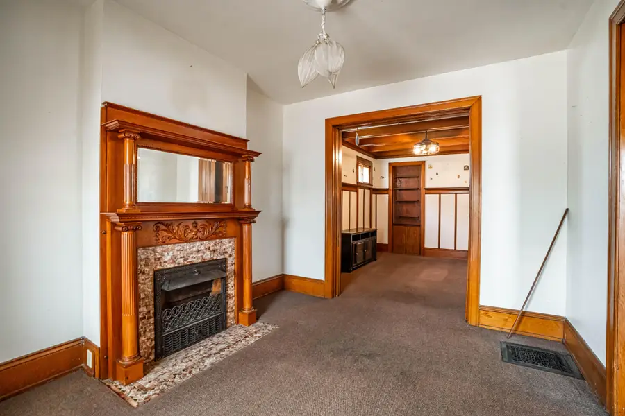 2043 N 28th St, Milwaukee, WI 53208 - #3