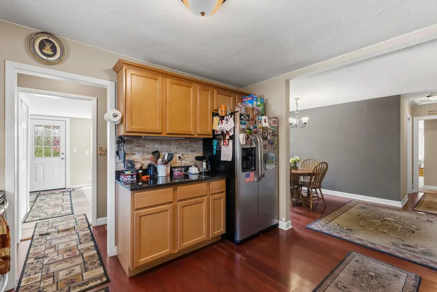 1712 S Craftsman Dr, New Berlin, WI 53146 - #3