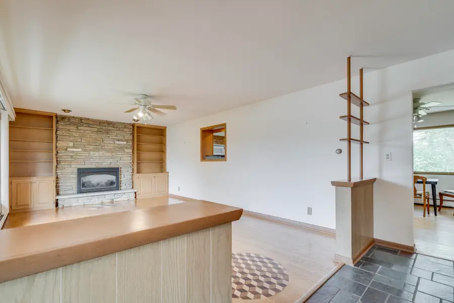 4129 86th St, Pleasant Prairie, WI 53142 - #3