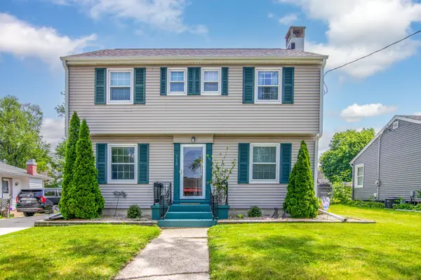 712 Caroline St, Janesville, WI 53545
