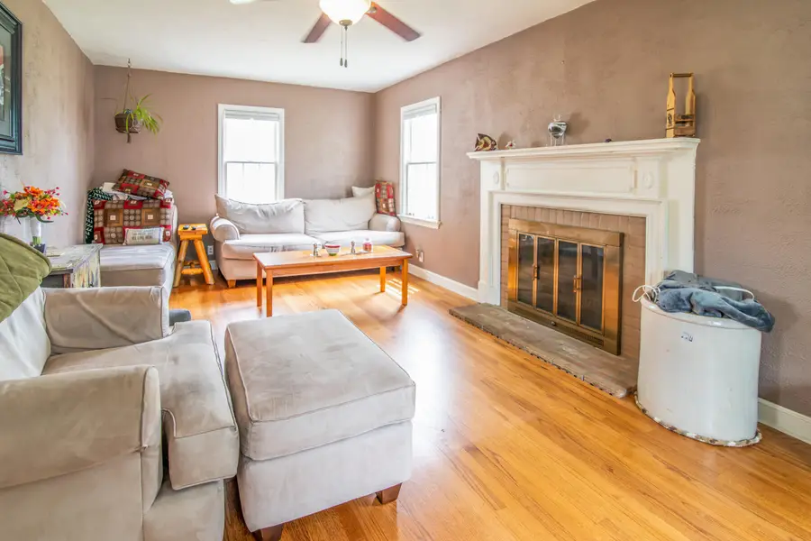 712 Caroline St, Janesville, WI 53545 - #2