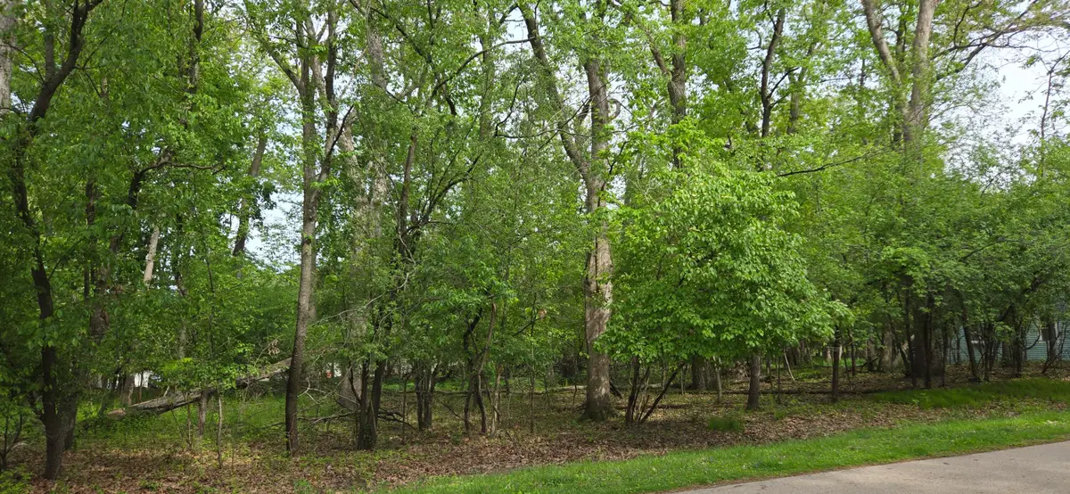 243 Van Bee Dr, Williams Bay, WI 53191 - #1