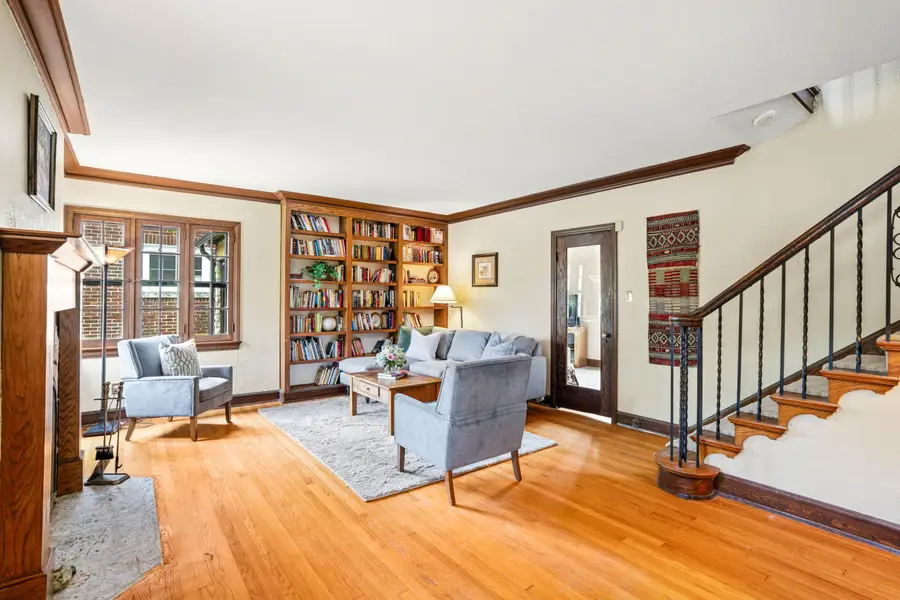 4441 N Maryland Ave, Shorewood, WI 53211 - #3