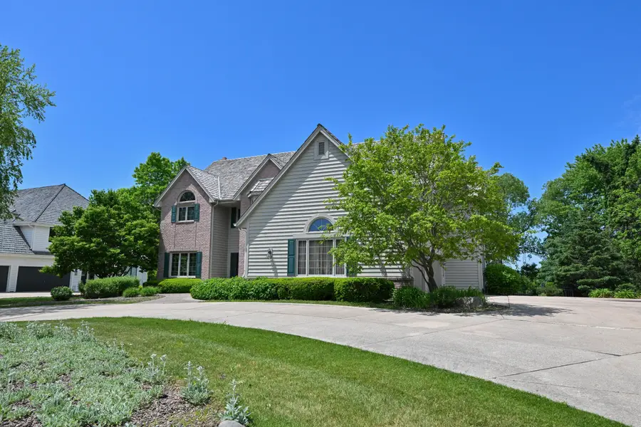 4665 Hastings Dr, Brookfield, WI 53045 - #3