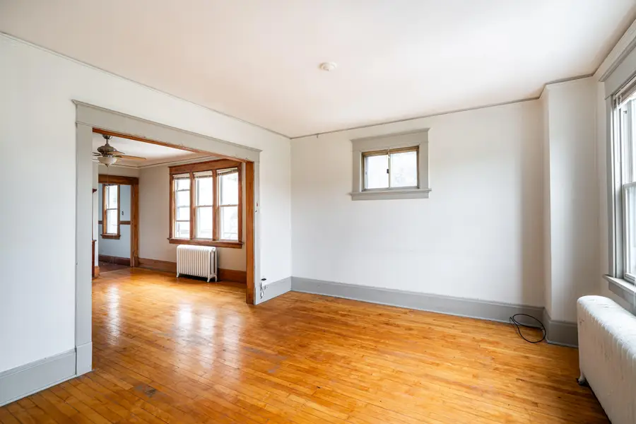 719 E Chambers St, Milwaukee, WI 53212 - #3