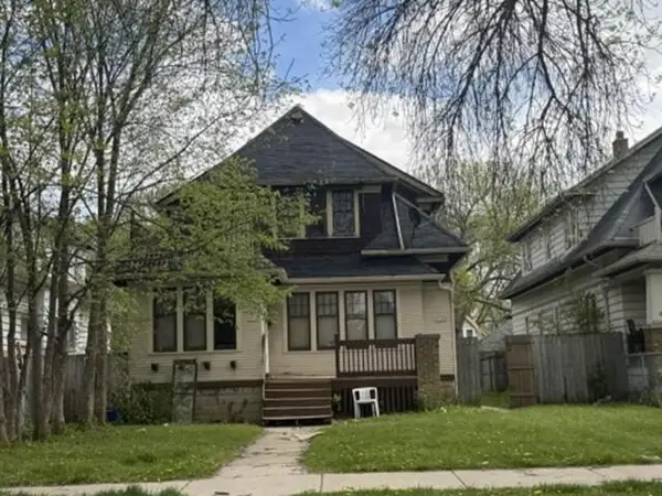 3530 N 39th St, Milwaukee, WI 53216