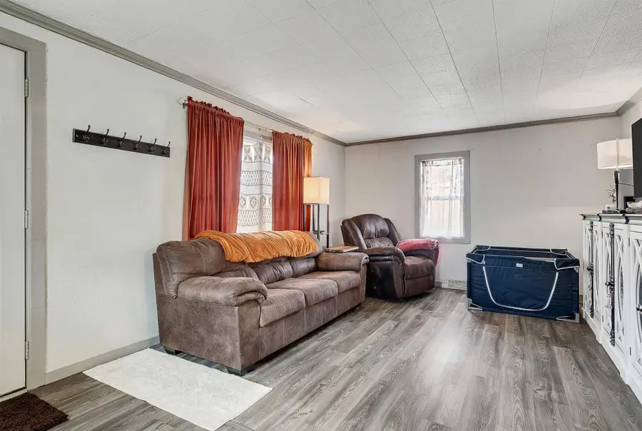 2038 Avon St, La Crosse, WI 54603 - #2