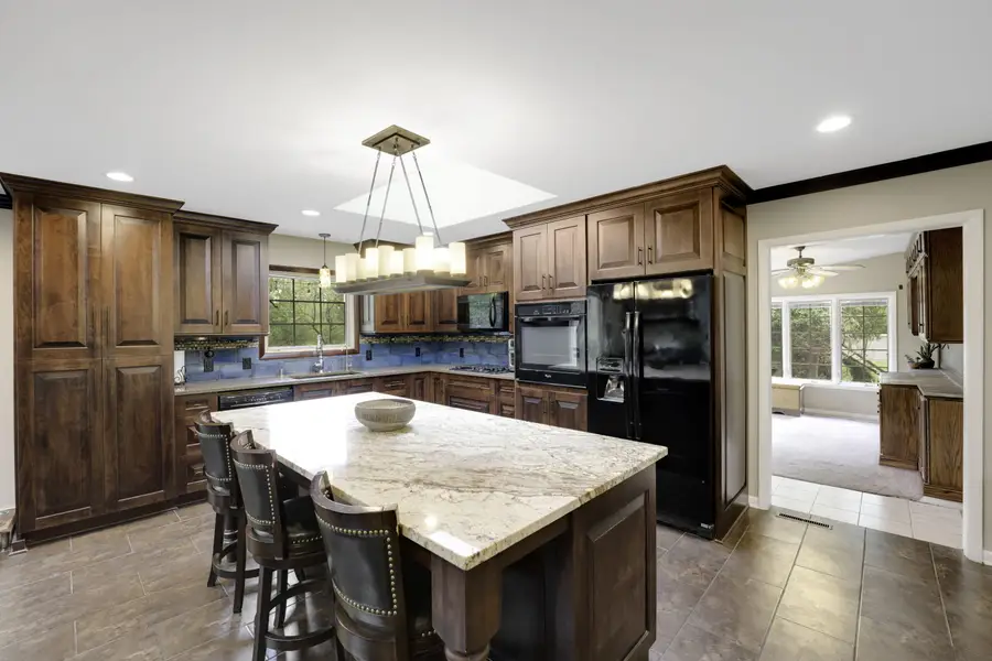 11016 N Lakeside Rd, Mequon, WI 53092 - #3