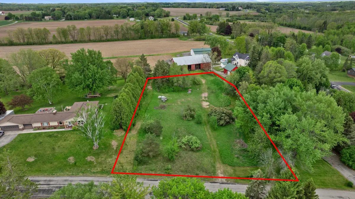 Lt9 Cresthill Ct, Jackson, WI 53037 - #1