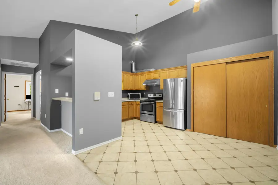 9322 W Loomis Rd, Franklin, WI 53132 - #2
