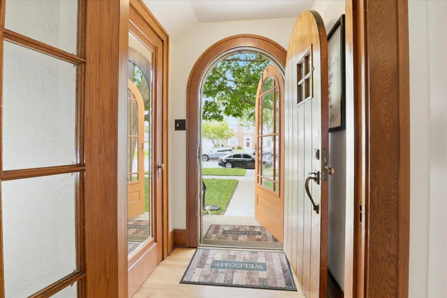 1011 Russet St, Racine, WI 53405 - #3