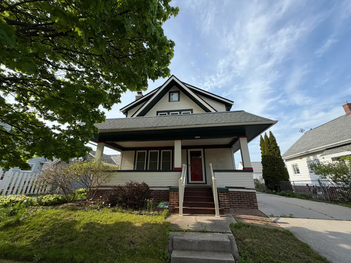 1126 Oakland Ave, Sheboygan, WI 53081 - #1
