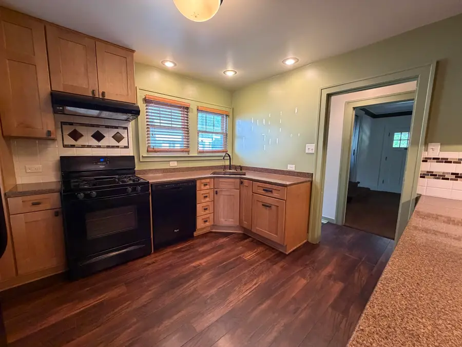 1126 Oakland Ave, Sheboygan, WI 53081 - #3