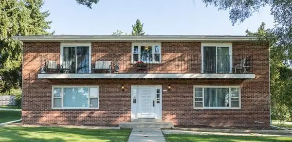 2020 W Good Hope Rd, Glendale, WI 53209