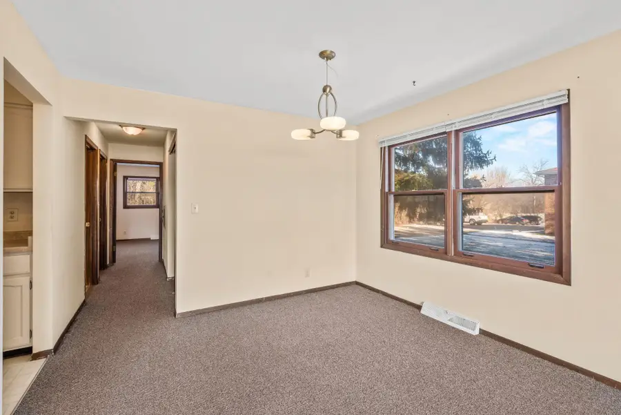 2020 W Good Hope Rd, Glendale, WI 53209 - #3