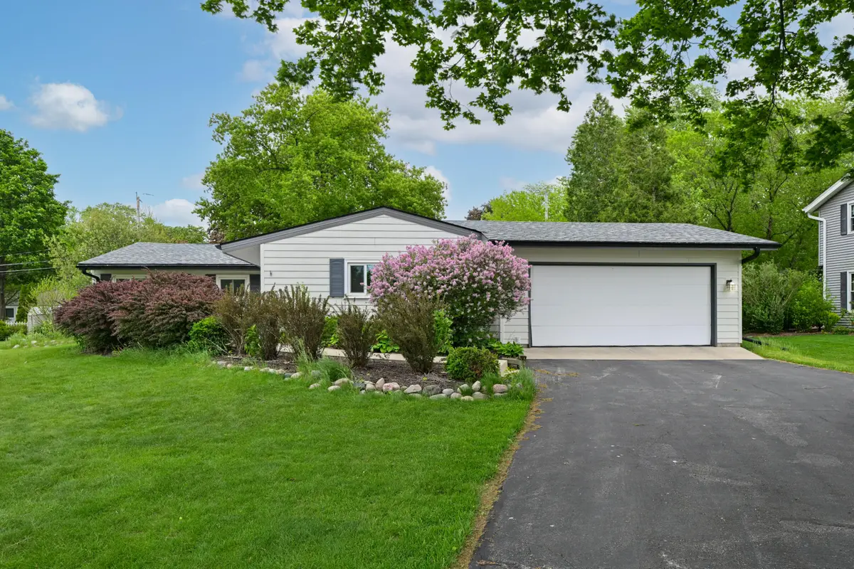 2540 Anita Dr, Brookfield, WI 53045 - #1