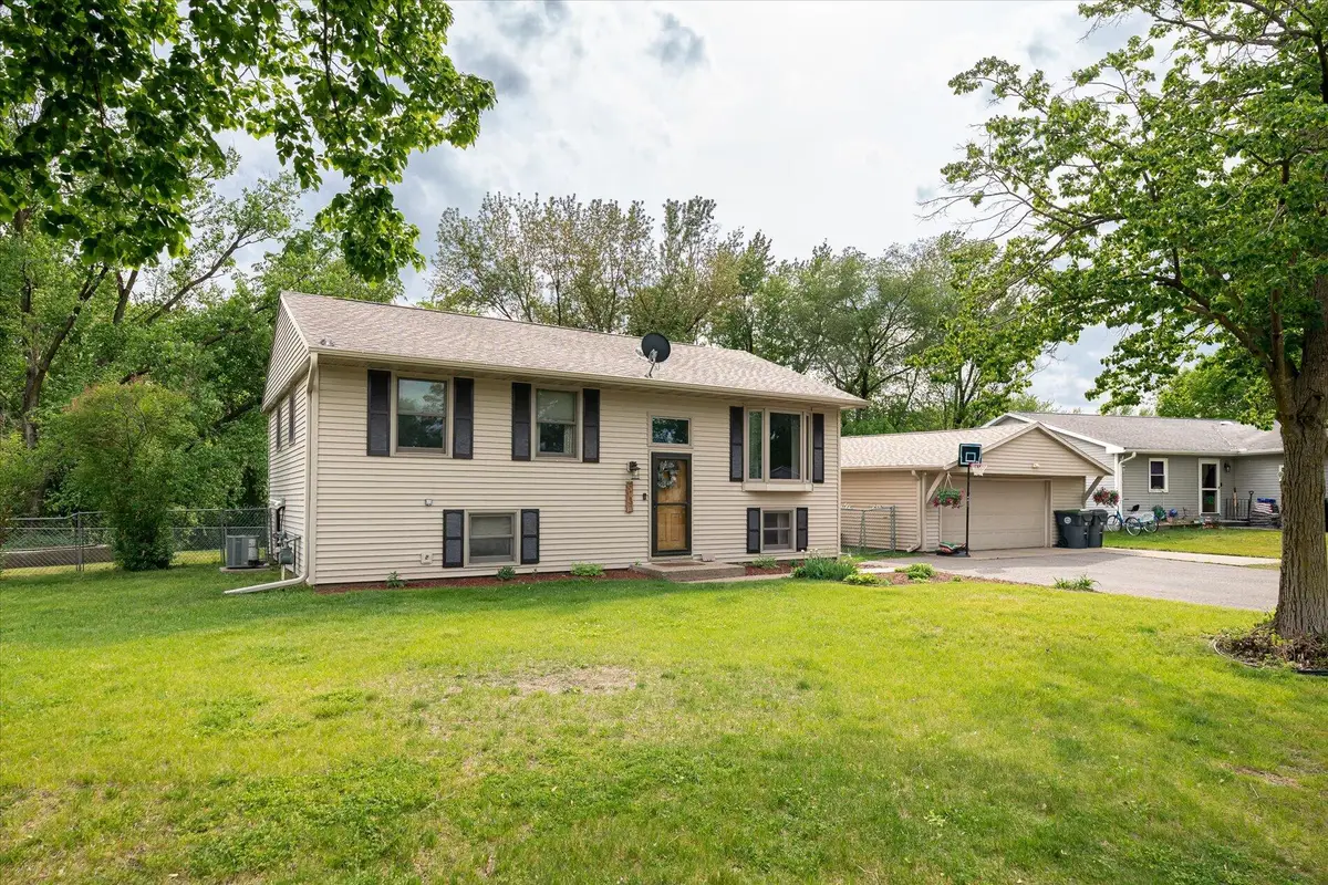 3032 Marion Rd S, La Crosse, WI 54601 - #1