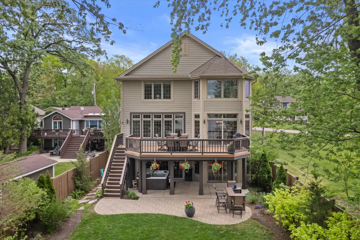 W179S6769 Muskego Dr, Muskego, WI 53150 - #1