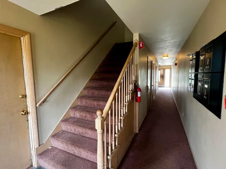 8708 W Villard Ave, Milwaukee, WI 53225 - #2