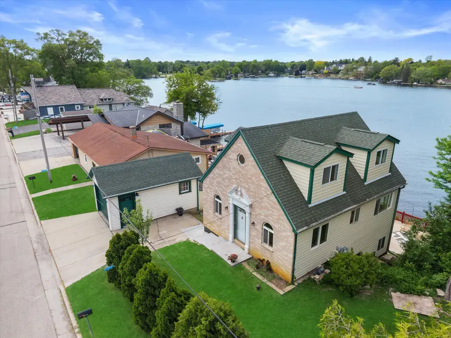 N50W35096 Wisconsin Ave, Okauchee Lake, WI 53069 - #3
