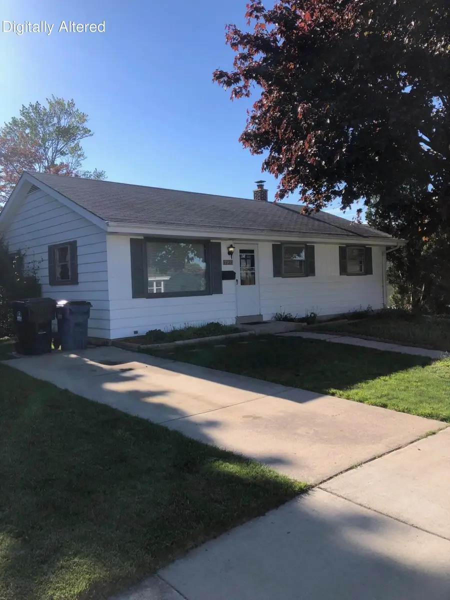 1628 Echo Ln, Racine, WI 53406 - #2