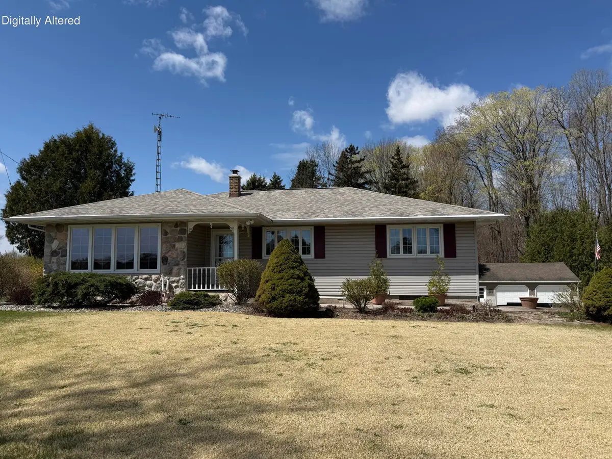 7308 County Highway R, Kossuth, WI 54241 - #1