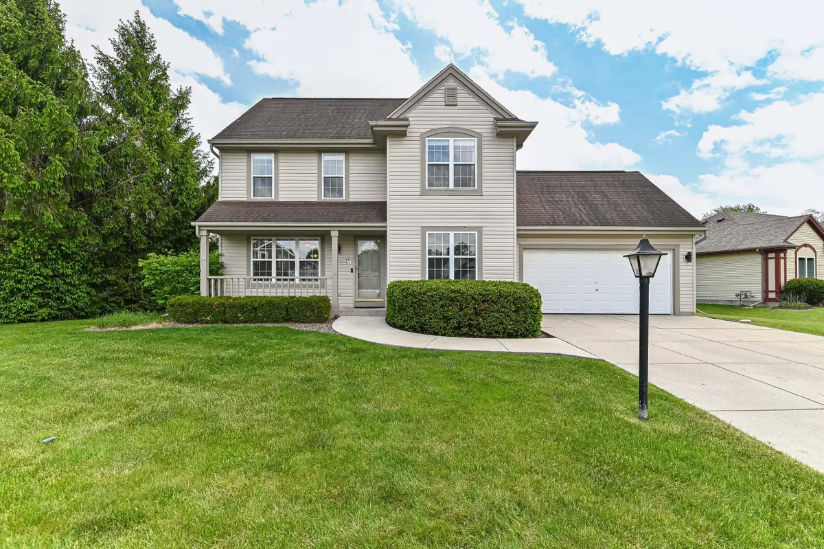 N88W18115 Duke St, Menomonee Falls, WI 53051 - #1