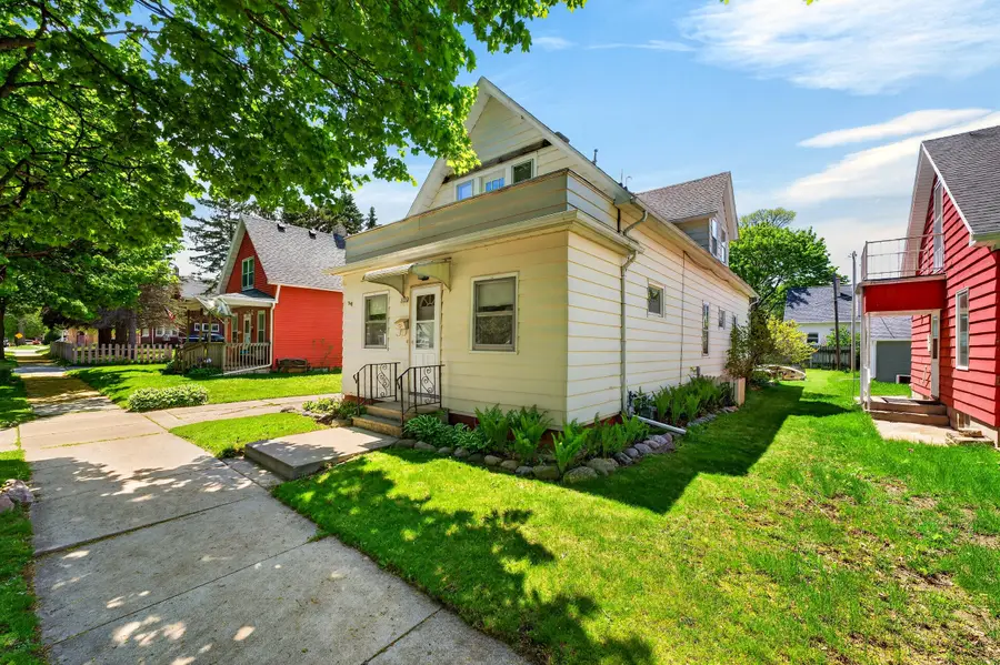 2226 N 11th St, Sheboygan, WI 53083 - #2