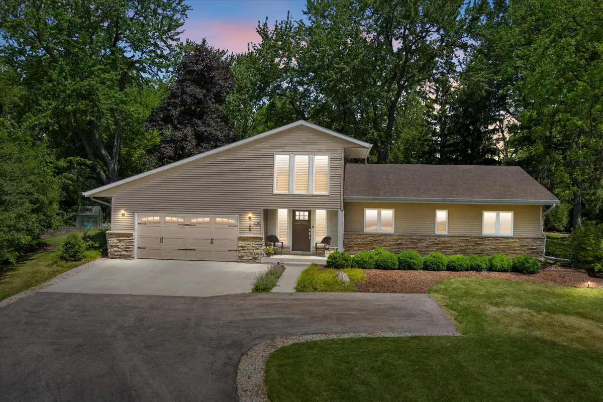 8414 W Poplar Dr, Mequon, WI 53097 - #1
