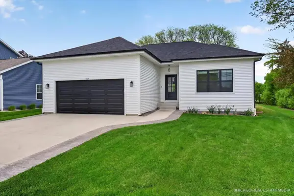 9827 W Dakota St, West Allis, WI 53227