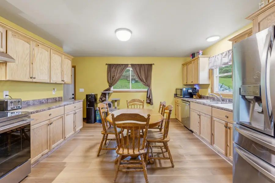 118 Highland Ave, Iron Ridge, WI 53035 - #2