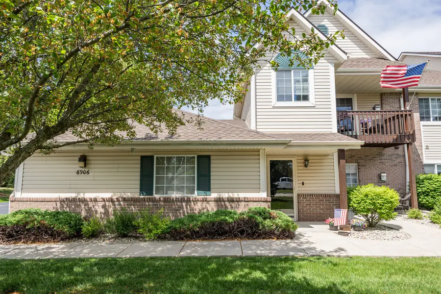 6906 Dale Dr, Caledonia, WI 53402 - #2