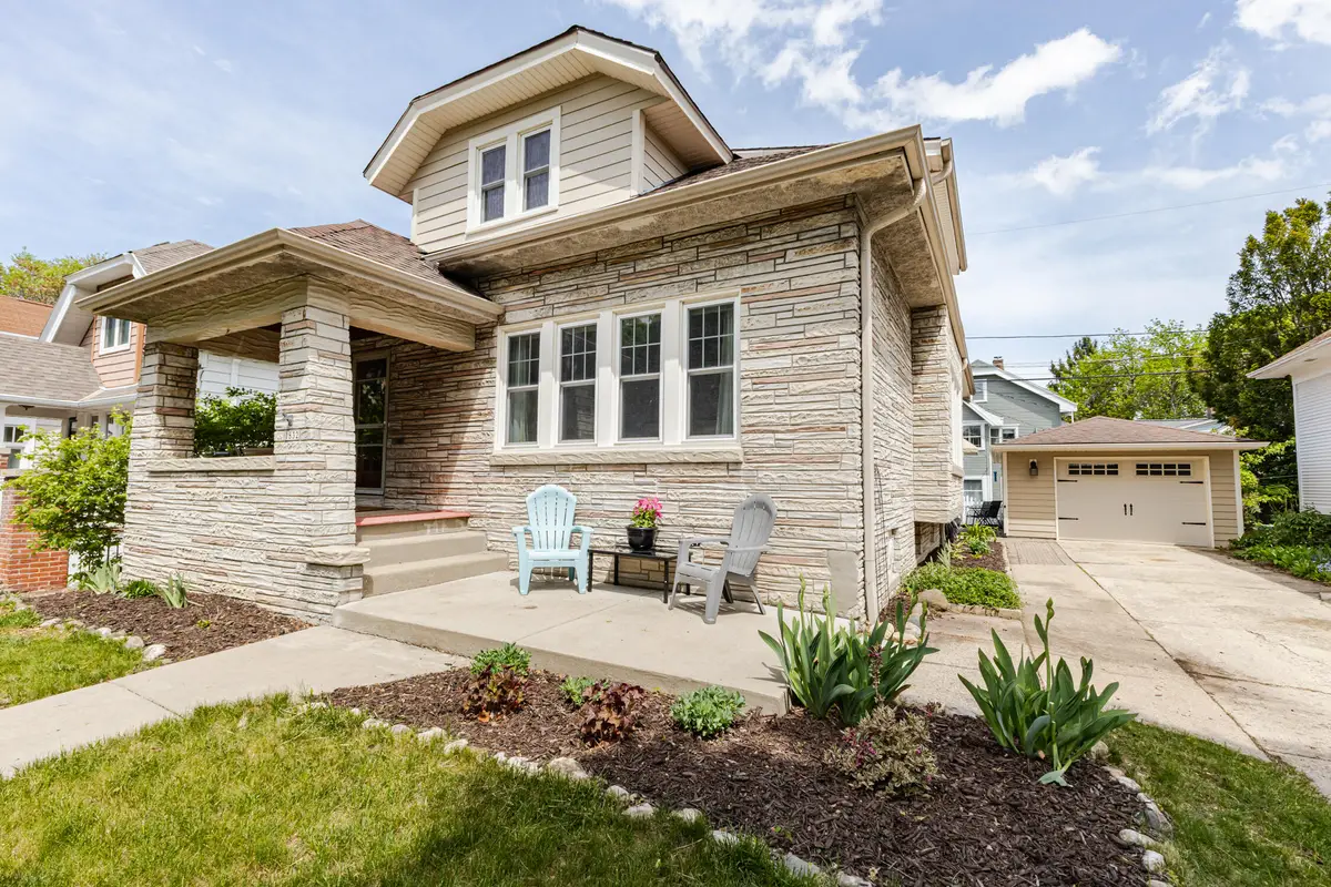 1832 N 54th St, Milwaukee, WI 53208 - #1