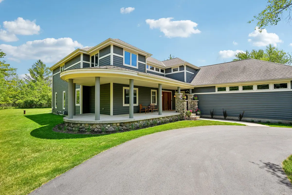 12302 N Madero Dr, Mequon, WI 53092 - #1