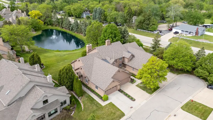7519 W Mallory Way, Franklin, WI 53132 - #2
