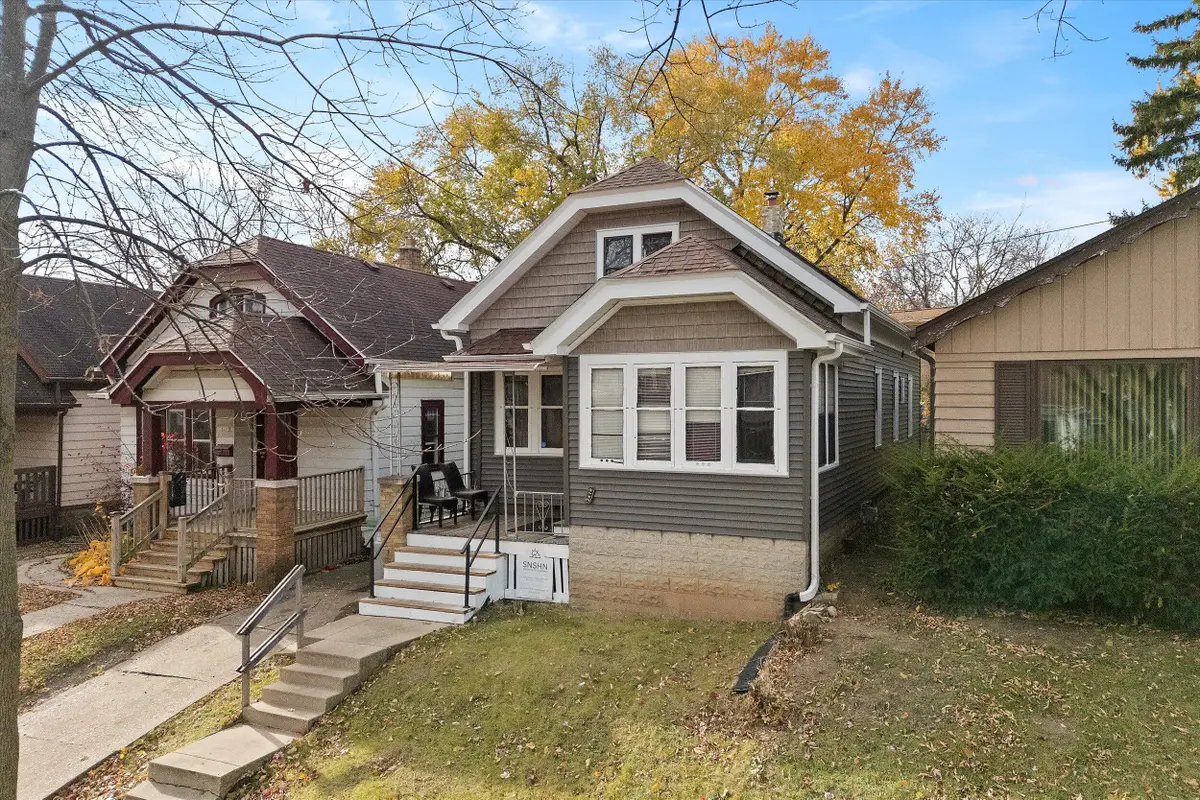 2419 N 53rd St, Milwaukee, WI 53210 - #1