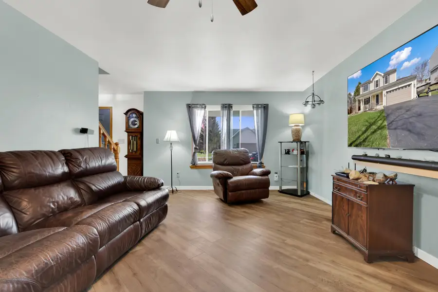 1260 Kennedy Dr, Hartford, WI 53027 - #2