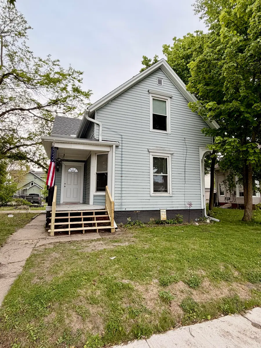 1623 Maple St, Racine, WI 53404 - #2