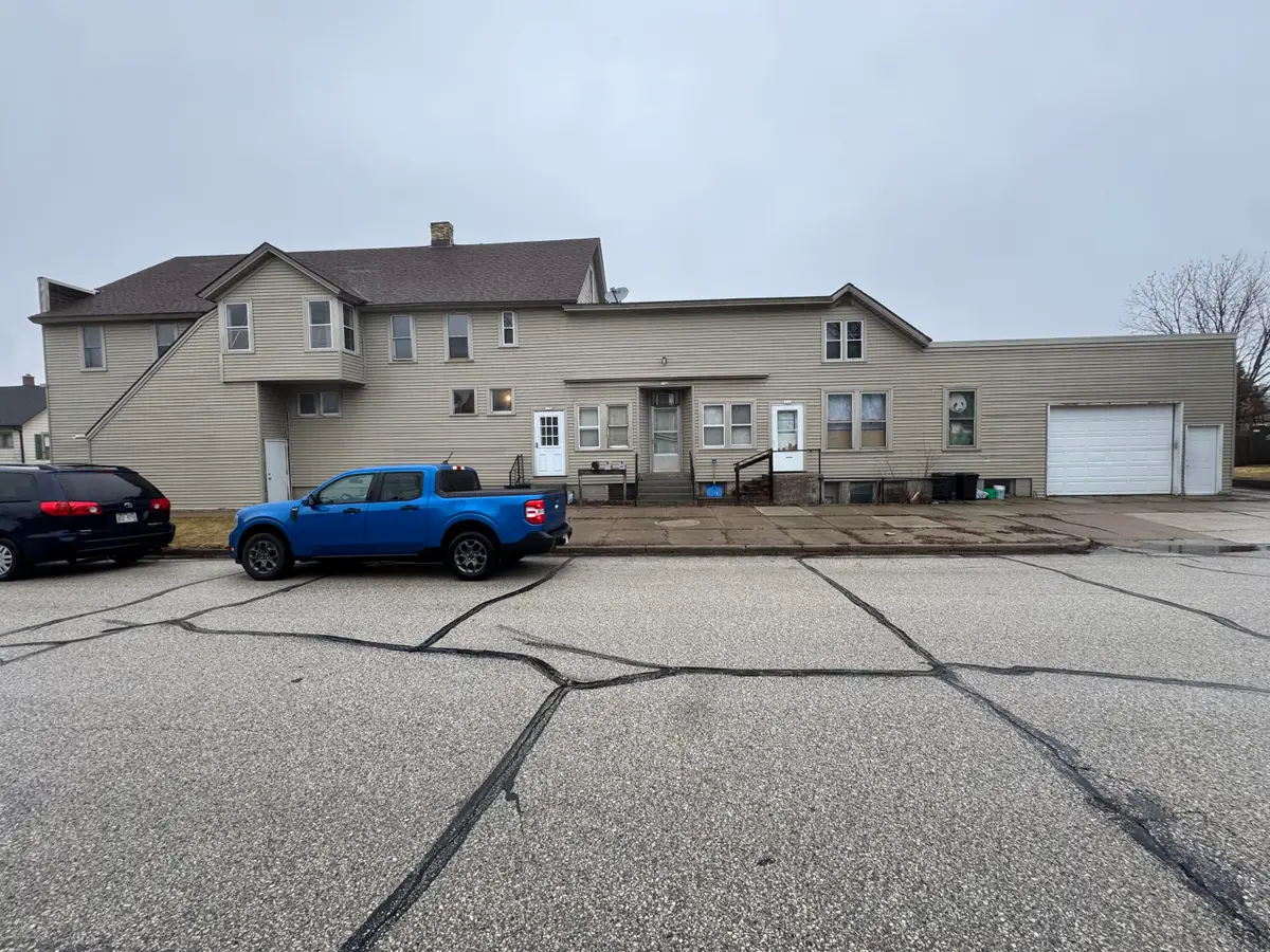 1729 S 12th St, Sheboygan, WI 53081 - #1
