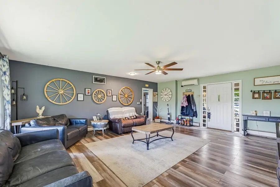 W1676 State Road 33, Herman, WI 53050 - #3