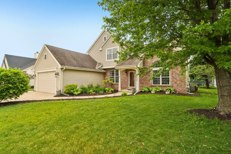 3622 Applewood Dr, Waukesha, WI 53189 - #3