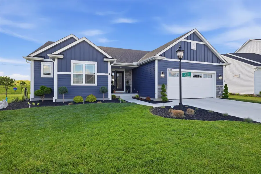 2938 Yahara Dr, Summit, WI 53066 - #3