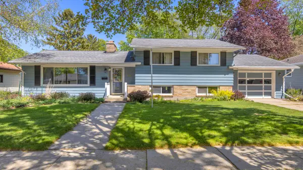 695 Bruce St, Fond Du Lac, WI 54935