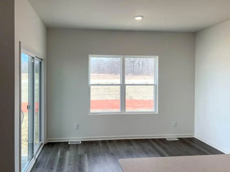 7110 Fair Oaks Rd, Mount Pleasant, WI 53403 - #3