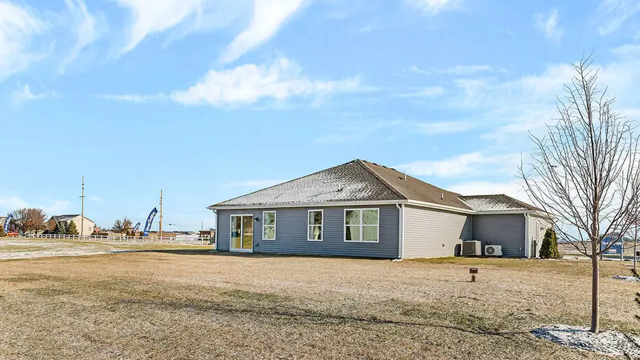 5760 Hunter Dr, Mount Pleasant, WI 53406 - #2